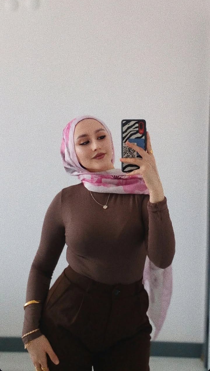 Cerköy Liseli Bayan Escort Bahar