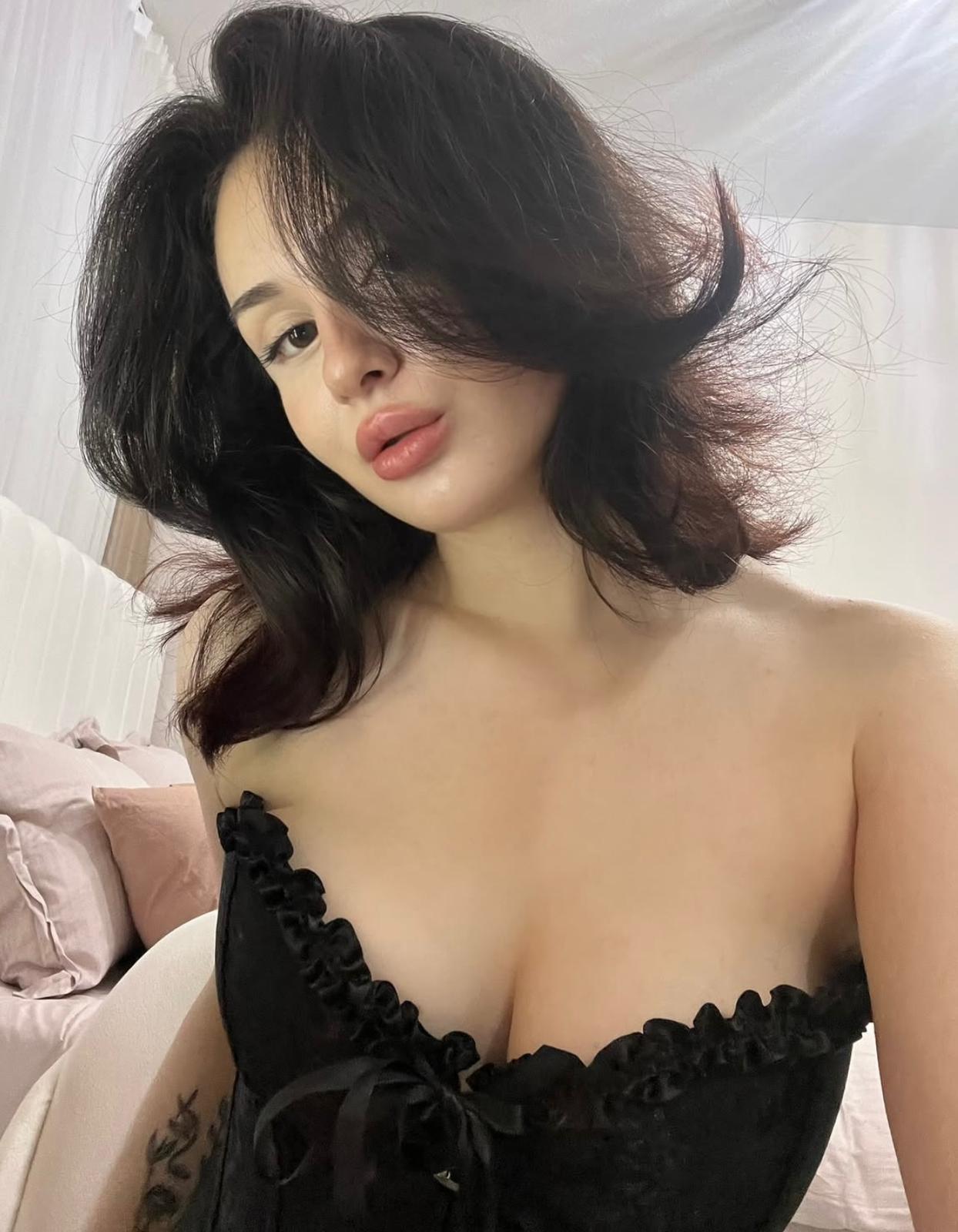 Edilli Tatlı Dilli Bayan Escort Bayan Maya