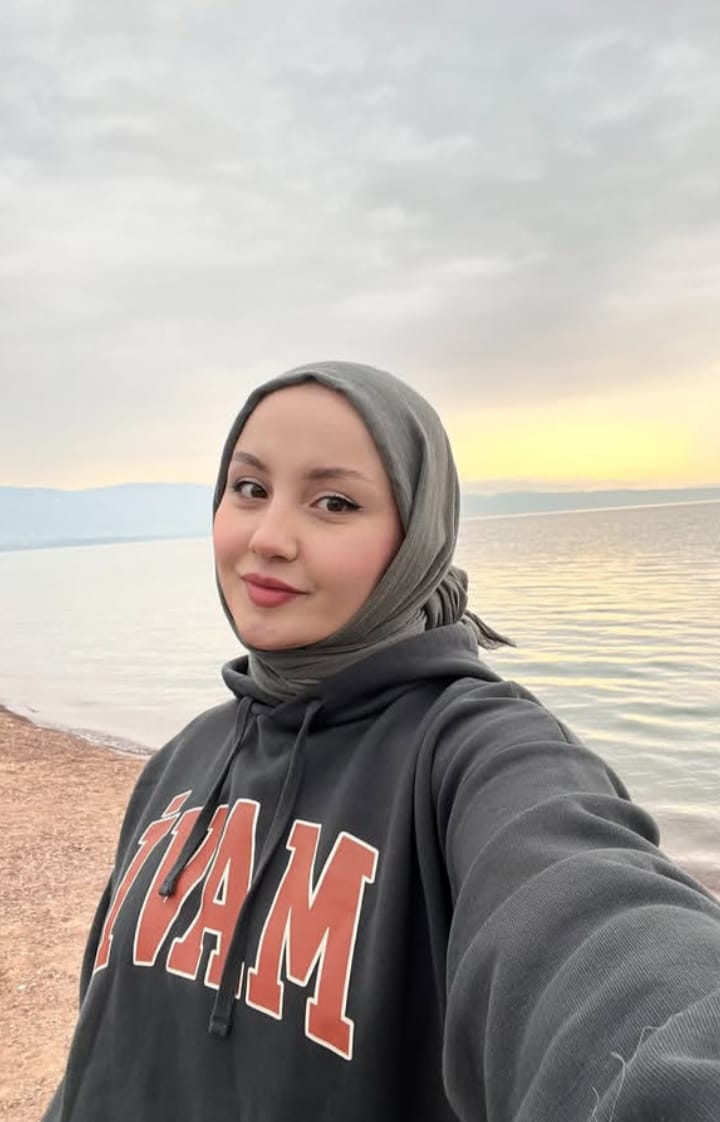 Akgüney Aşkı Tutan Kadın Escort Bayan Rüya